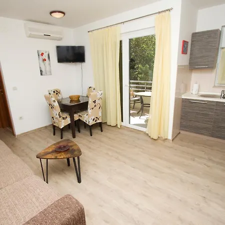 Apartment Vano *